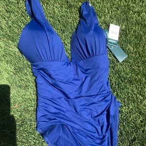 Ralph Lauren 1pc, figure flattering! Tummy Control